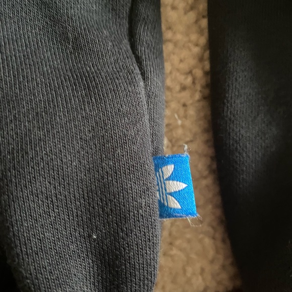 Adidas black hoodie with front pocket. - Picture 5 of 6